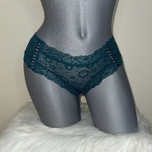 VICTORIAS SECRET POSEY LACE-UP CHEEKY PANTY UNDERWEAR. NWT